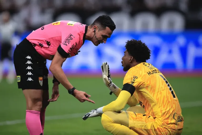 Hugo Souza, o futuro goleiro da seleção!