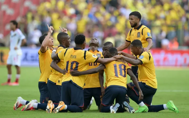 Equador vence a Venezuela