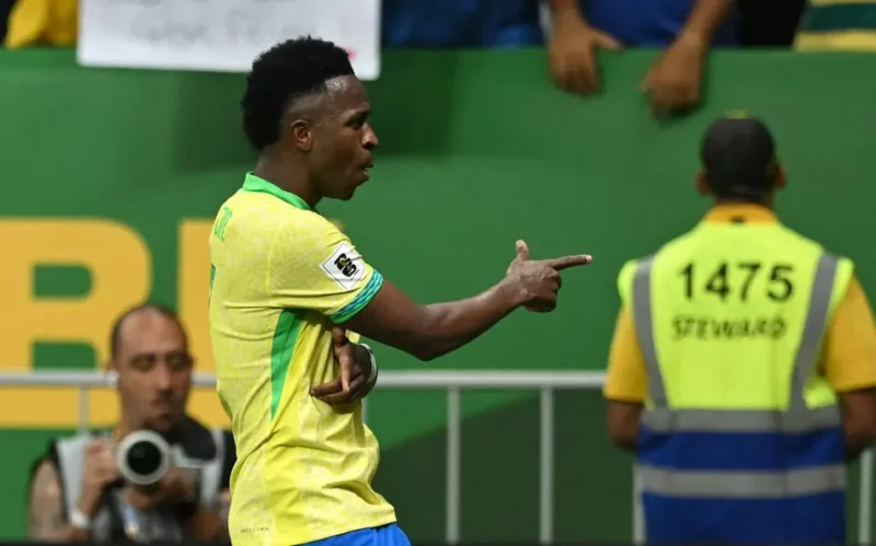 Brasil vence com brilho de Vini Jr!