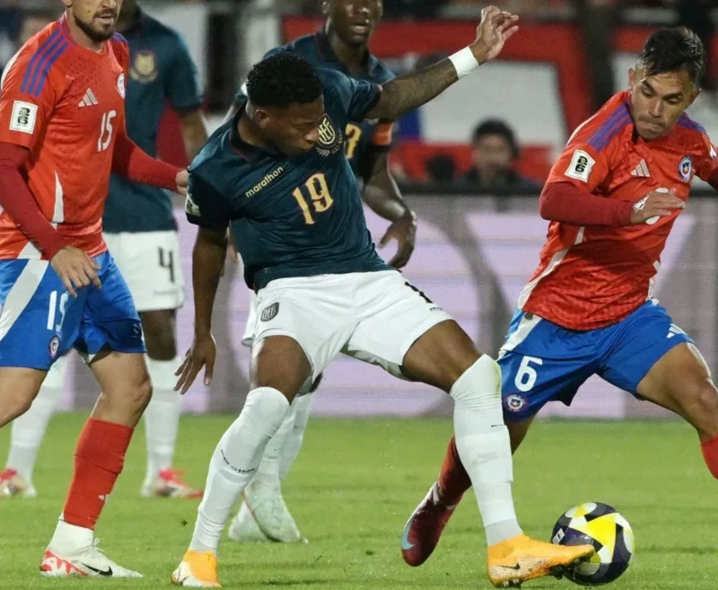 Equador empata com Chile
