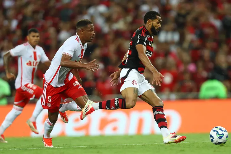 Flamengo e Internacional empatam