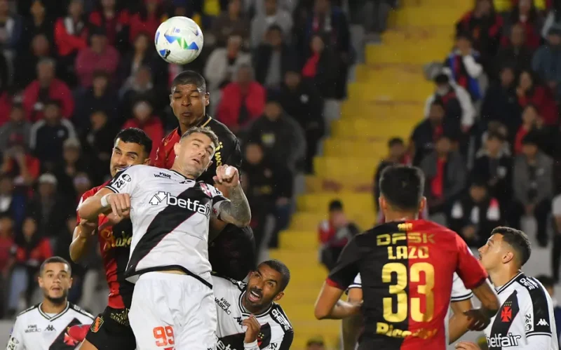 Vasco sai na frente e cede empate