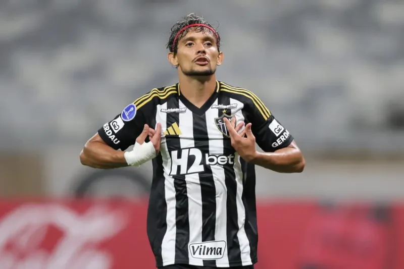 Atlético goleia e lidera grupo H