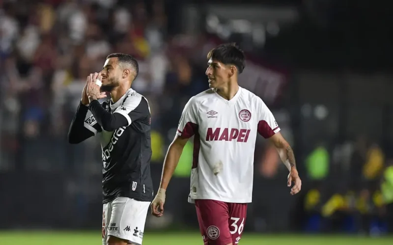 Vasco empata e frustra torcedores