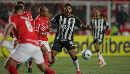 Atlético empata na estreia da Sula