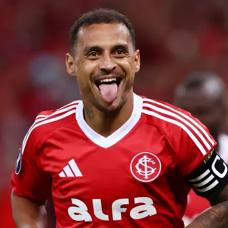 Inter goleia e lidera o grupo F