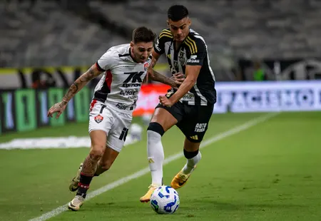 Atlético e Vitória empatam em BH