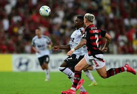 Flamengo perde e cai na Liberta