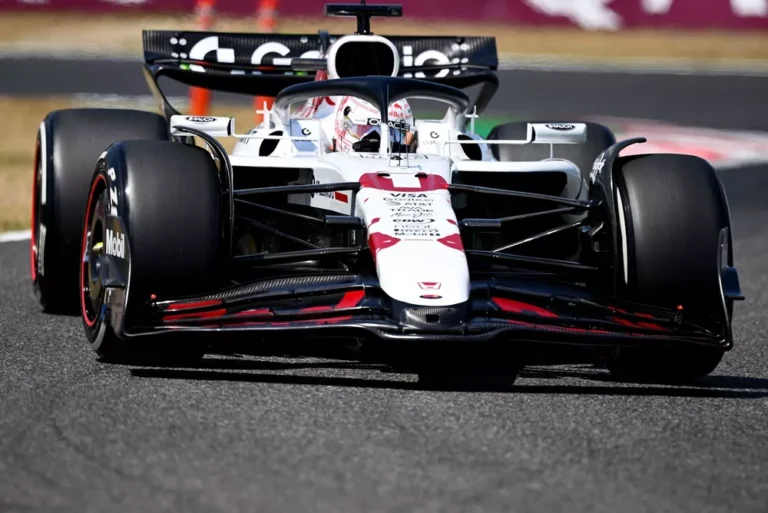 GP do Japão: show de Verstappen