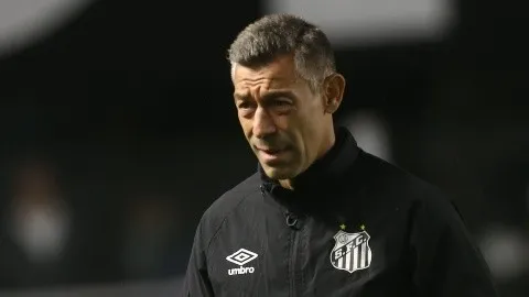 Santos demite Caixinha após revés