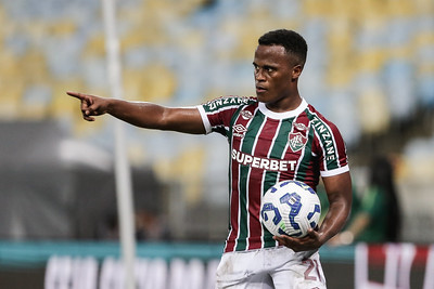 Fluminense vence nos acréscimos