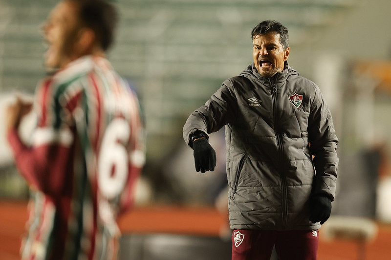 Fluminense tropeça na Bolívia